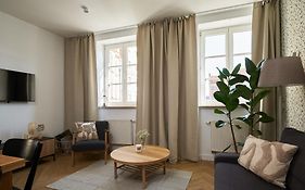 Solny Square Aparthotel